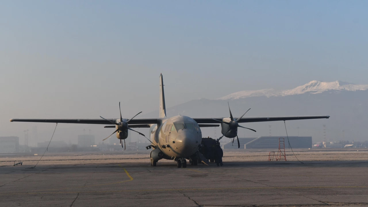 Екипаж от Военновъздушните сили е транспортирал спешен пациент със самолет
