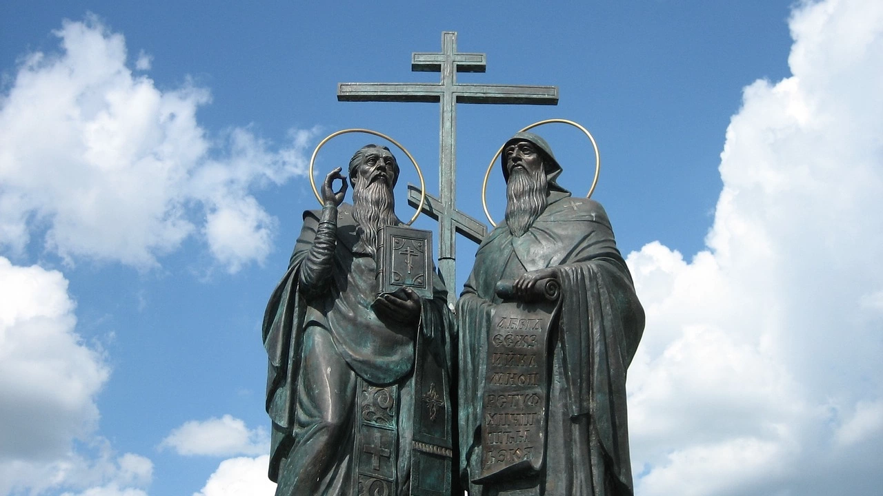 На 11 май църквата ни почита паметта на Светите братя Кирил