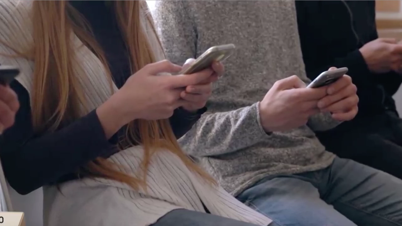 Тази седмица в Естония се прие Закон за гласуване с мобилен