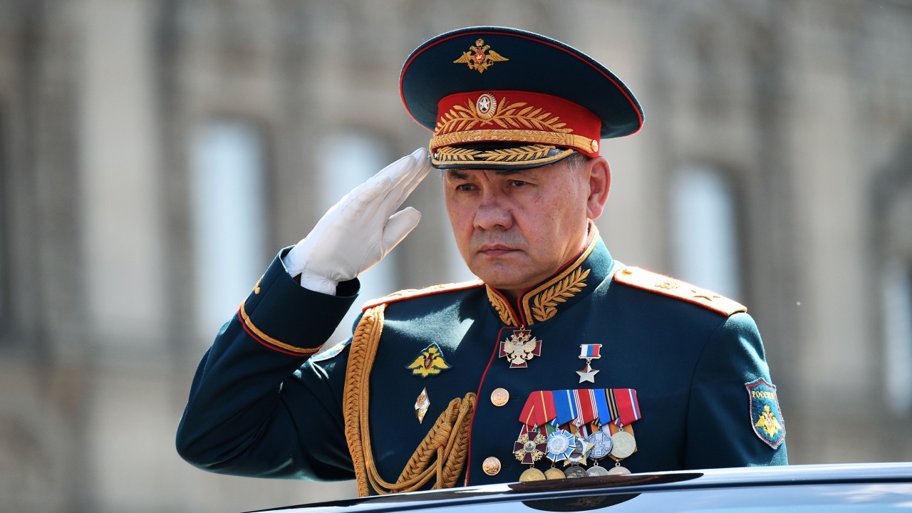 Уволнението на руския министър на отбраната Сергей Шойгу е сигнал