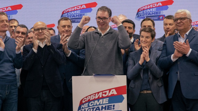 Смятате ли, че е имало руска намеса на парламентарните избори в Сърбия след убедителната победа на партията на Александър Вучич?