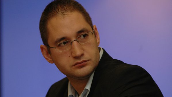 Георги Ангелов за Бюджет 2012: Свиването на бюрокрацията е правилно