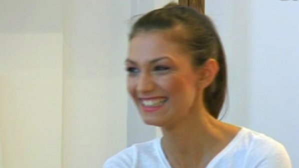 Меги Колева - Miss Playmate 2011 гостува в Неудобно
