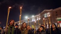 Стотици отбелязаха 6 месеца протести по улиците на София