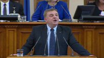 Каракачанов към Сидеров: Наричахте националистите "мръсни, потни хора"