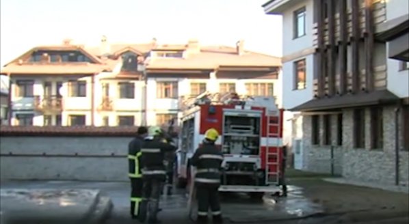 Пожар в Банско! Гори голям хотел