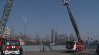 БГ пожарникарите с 42-метрови стълби за първи път