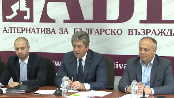 Първанов: Ще сезираме Конституционния съд, ако някой предложи съюзници да пазят небето ни