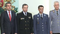 Президентът удостои с висше военно звание офицери от Българската армия