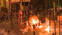 Ожесточени сблъсъци между протестиращи и полиция в Атина