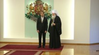 Росен Плевнелиев връчи орден „Стара планина“ първа степен на патриарх Неофит