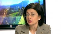 Соня Найденова: Ако има заговор за сваляне на правителството, да се намесят службите