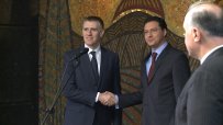 Помагаме на Черна гора за членството й в НАТО, заяви Даниел Митов
