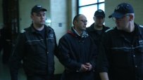 Арест и вериги за Владимир Пелов, обвинен за разстрела на братята в Ботевград
