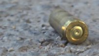 Мъж се барикадира в дома си в Благоевград, стреля на посоки