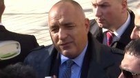 Борисов се закани: Като стана пак премиер, ще се возя на Лада Нива, а не на джип