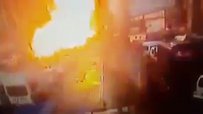 Взрив в Измир, ранени са най-малко 10 души