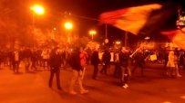 Румънци към властта: Вие сте червена чума!