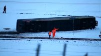 8 ранени, след като влак излезе от релсите при зимна буря в Швейцария