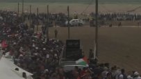 Хиляди палестинци протестират на границата с Израел, има сблъсъци и ранени