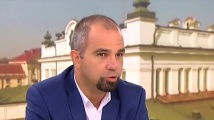 Политолог: Слави Трифонов държи всички в шах, трудно ще се даде