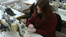  Русенската гимназия по облекло шие маски 