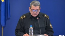  Гл. комисар Николов: В множеството аптеки към този момент има маски и дезинфектанти 