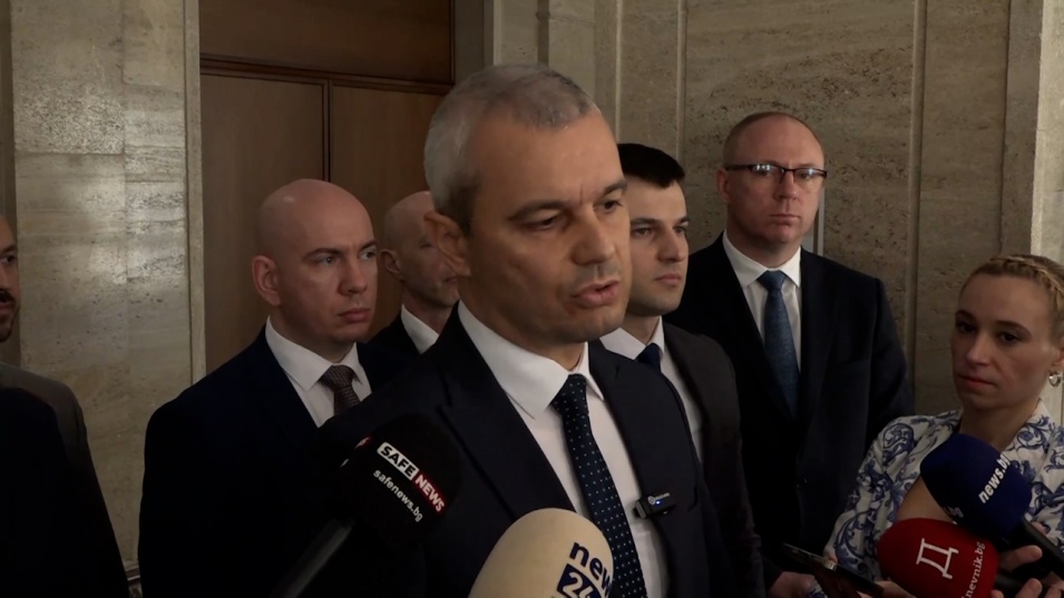 Костадинов: Тагарев е агент, трябва да бъде съден за шпионаж